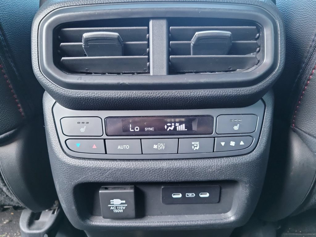 Used 2024 Honda Passport Black Edition image 19