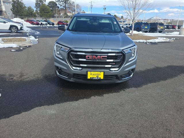 Used 2024 GMC Terrain AT4 image 8