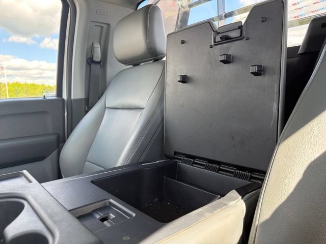 Used 2024 Ford F550 4x4 Regular Cab Super Duty image 17