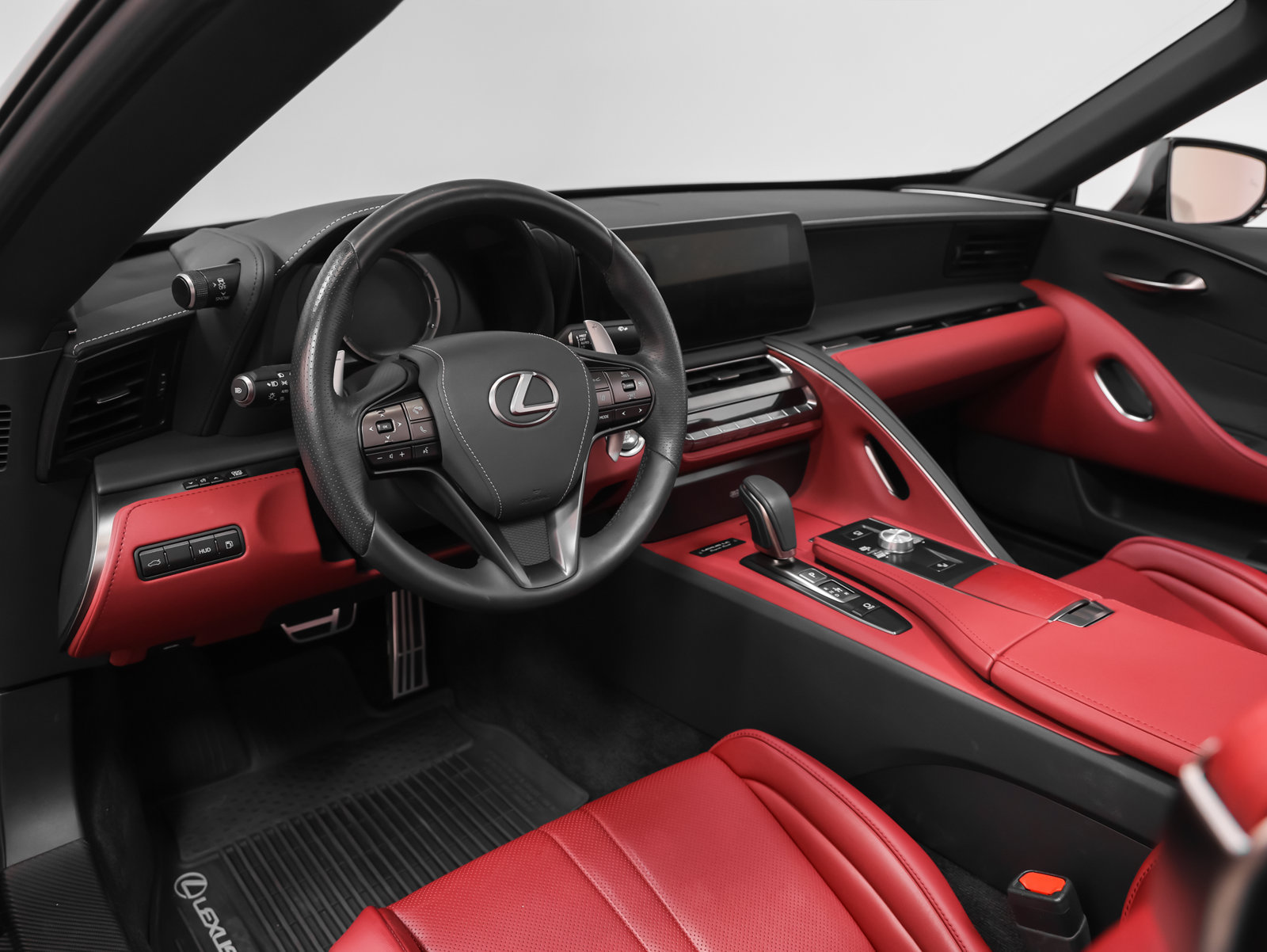 Used 2024 Lexus LC 500 Convertible RWD image 4