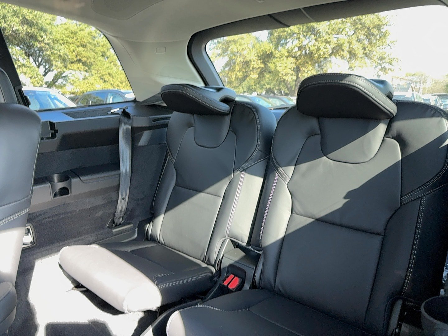 New 2026 Volvo XC90 B6 Ultra w/ Lounge Package AWD/4WD image 15
