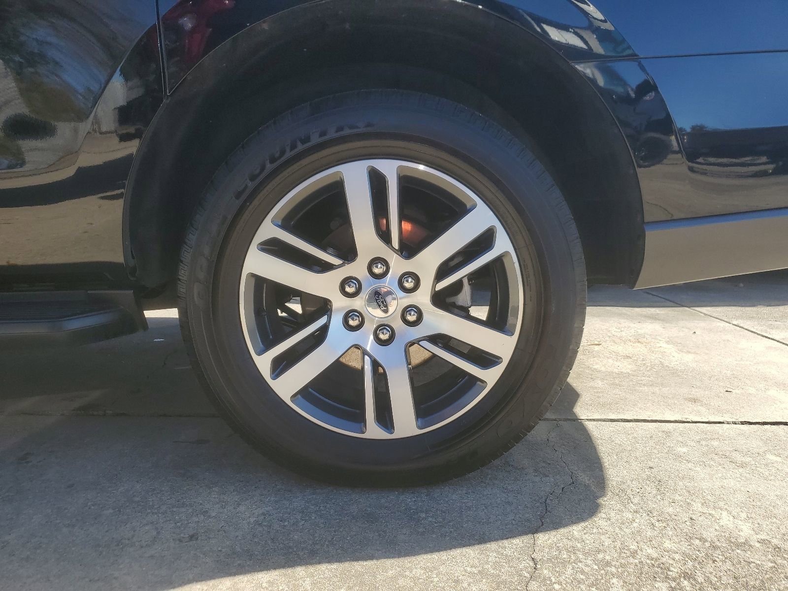 Used 2024 Ford Expedition Max Limited image 8