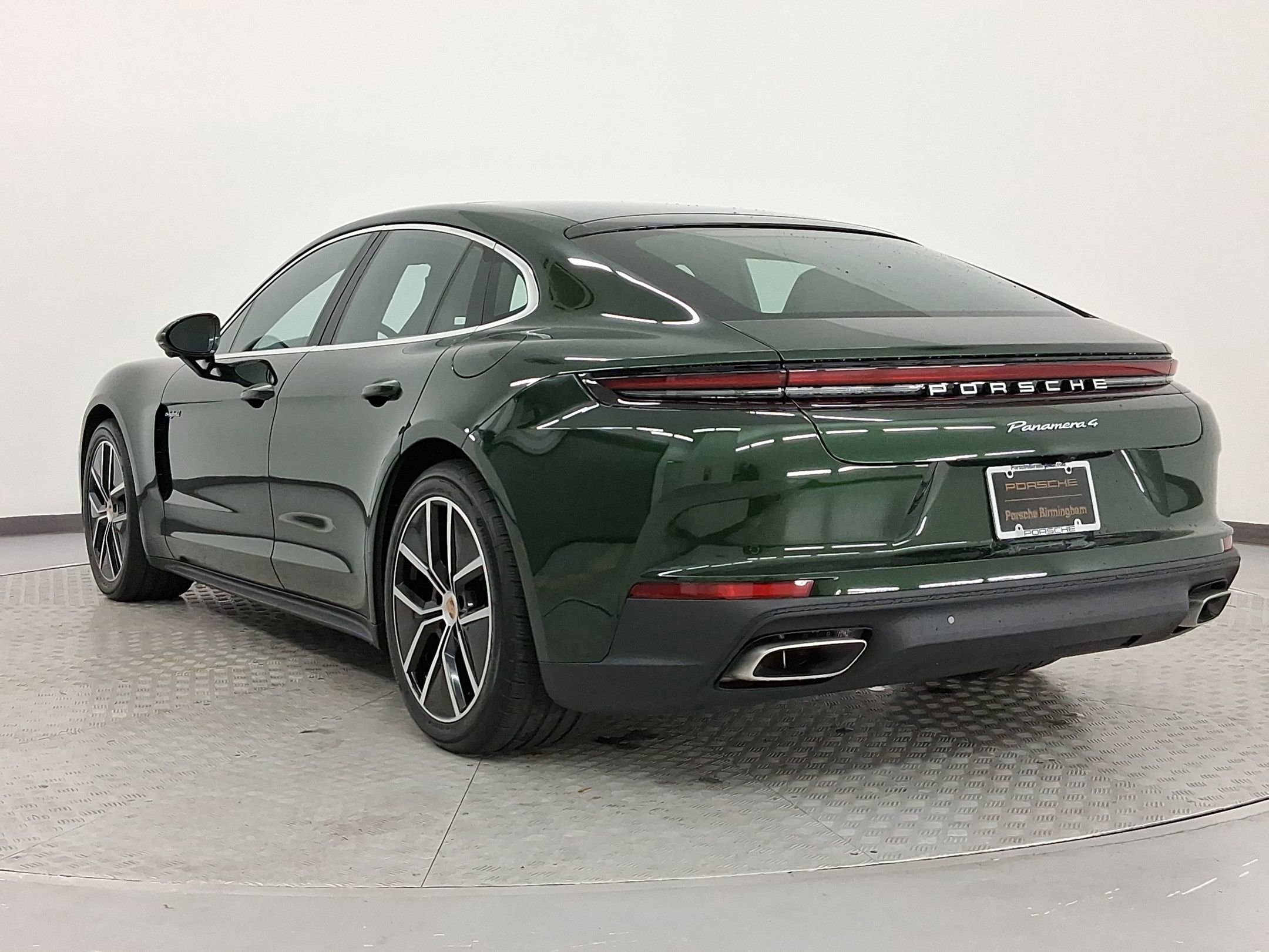 New 2026 Porsche Panamera 4 AWD/4WD image 3