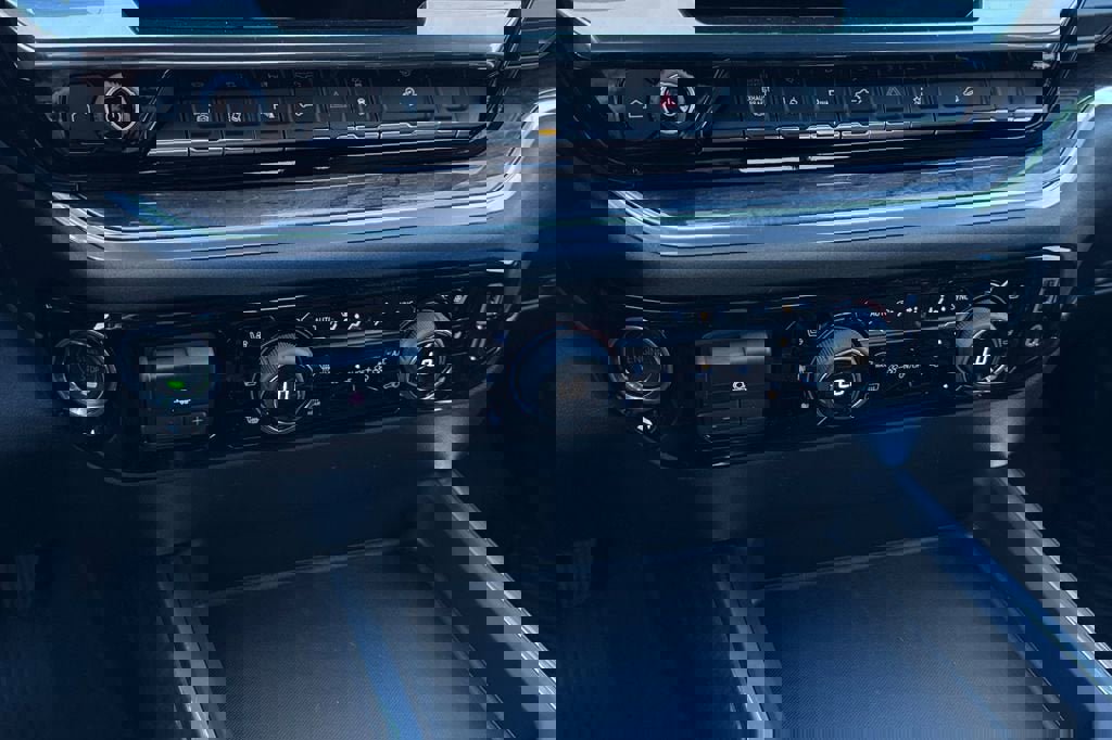 New 2026 Chevrolet Silverado 2500 LTZ w/ LTZ Premium Package image 20