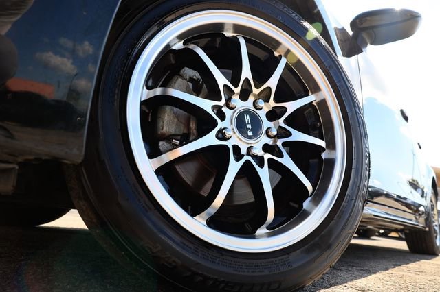 Used 2022 Toyota Corolla LE image 41