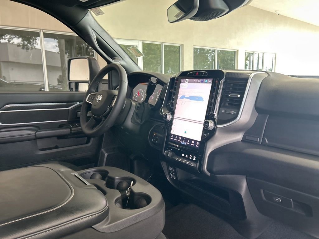 Used 2025 RAM 2500 Big Horn AWD/4WD image 29
