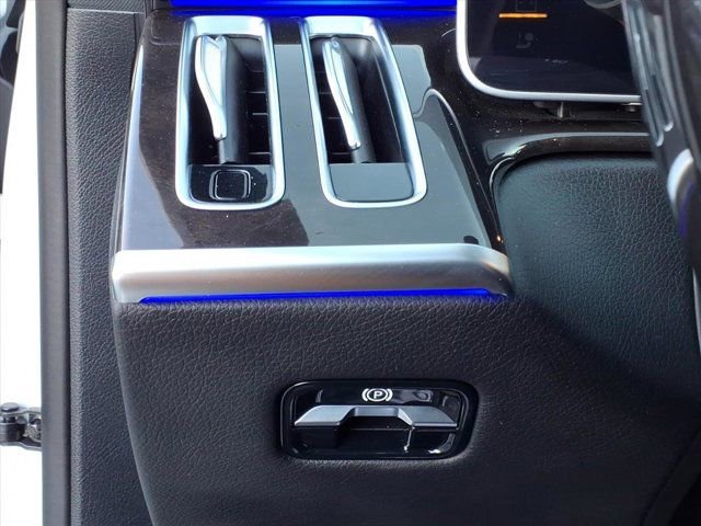 Certified 2024 Mercedes-Benz S 580 4MATIC Sedan image 19