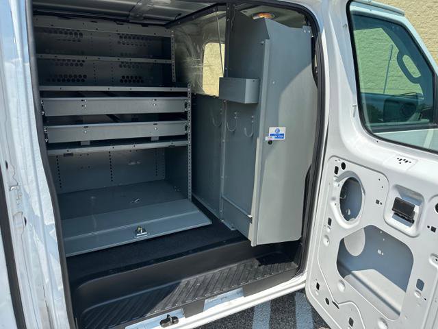 Used 2010 Ford E-250 and Econoline 250 E-250 ( NATURAL GAS) ONLY image 26