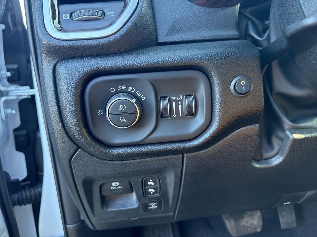 New 2026 RAM 1500 Big Horn AWD/4WD image 19