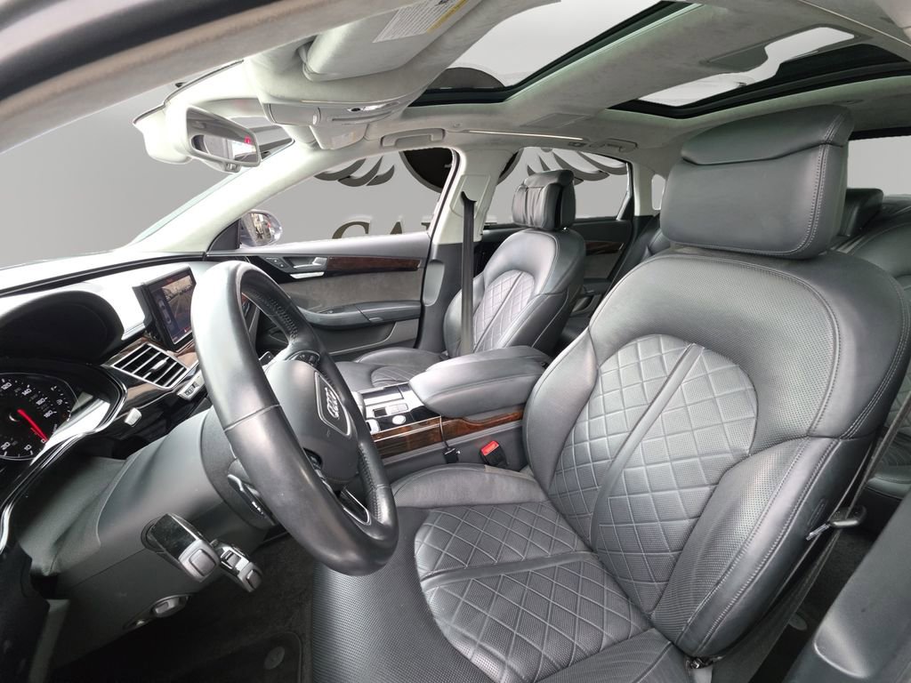 Used 2018 Audi A8 L 4.0T image 10