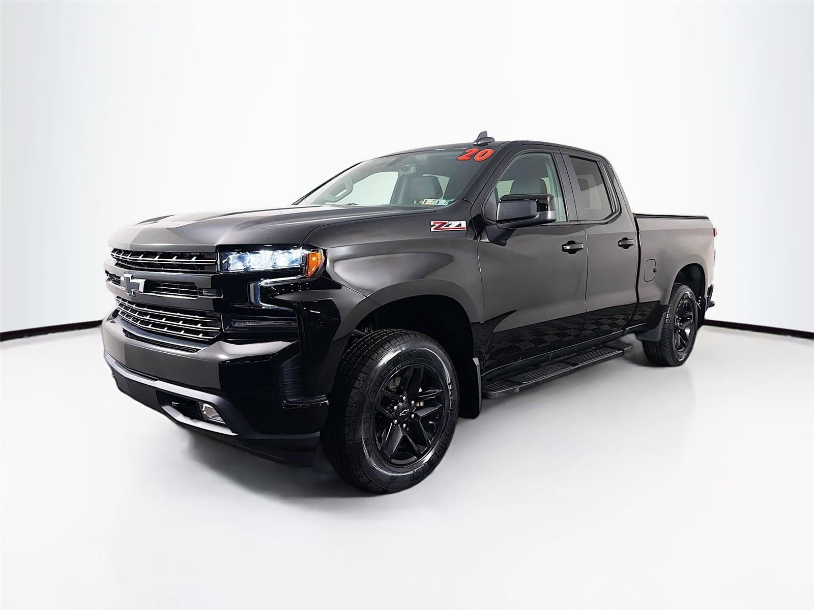 Used 2020 Chevrolet Silverado 1500 RST w/ True North Edition AWD/4WD image 3