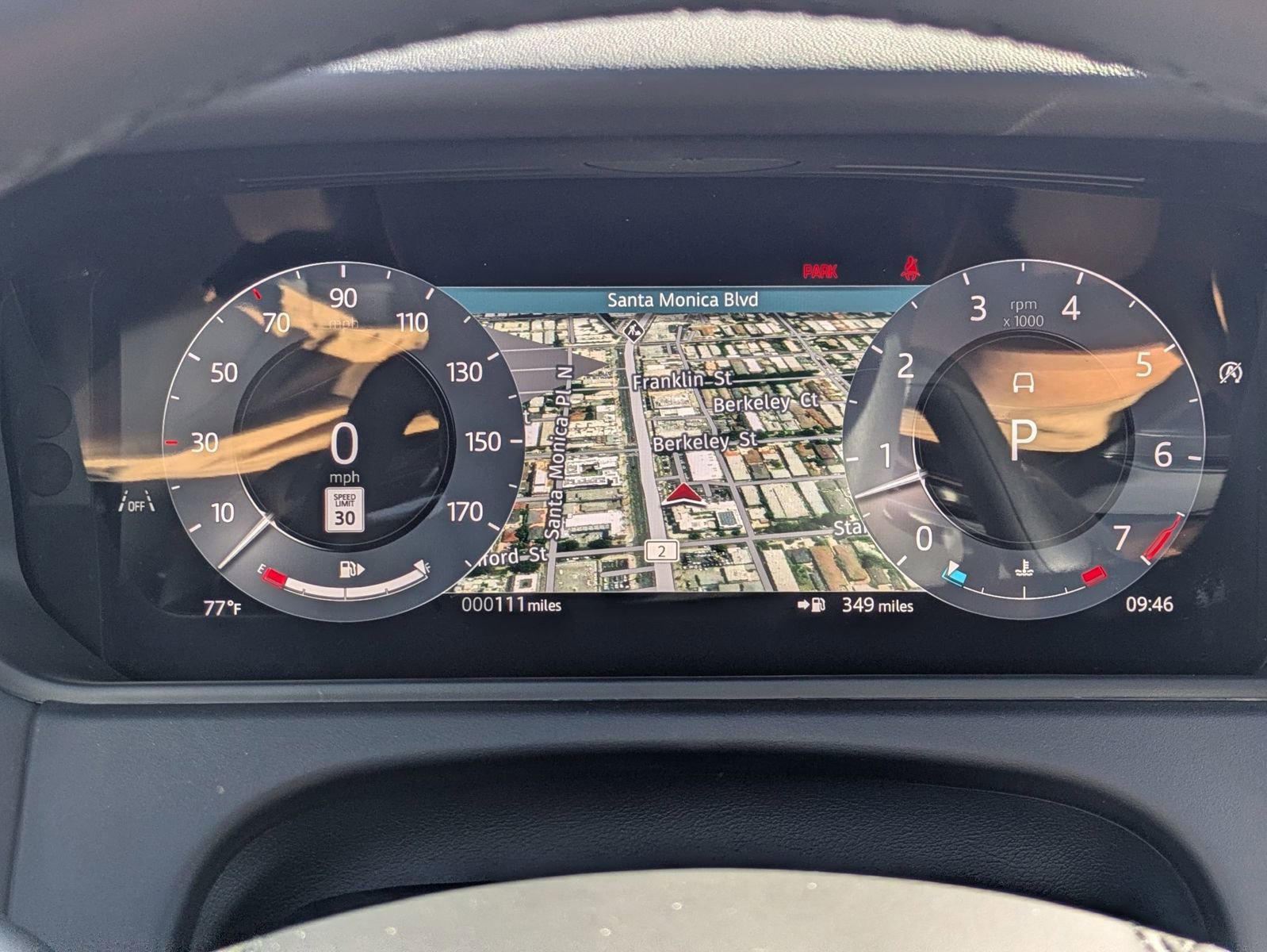 New 2026 Land Rover Range Rover Velar Dynamic SE image 17