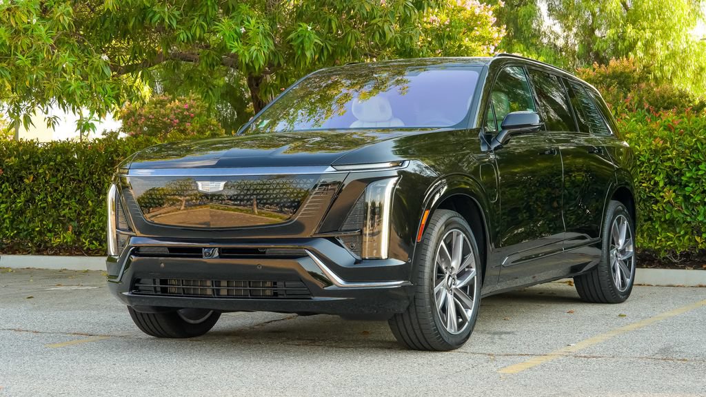 New 2027 Cadillac Vistiq Sport AWD/4WD image 2