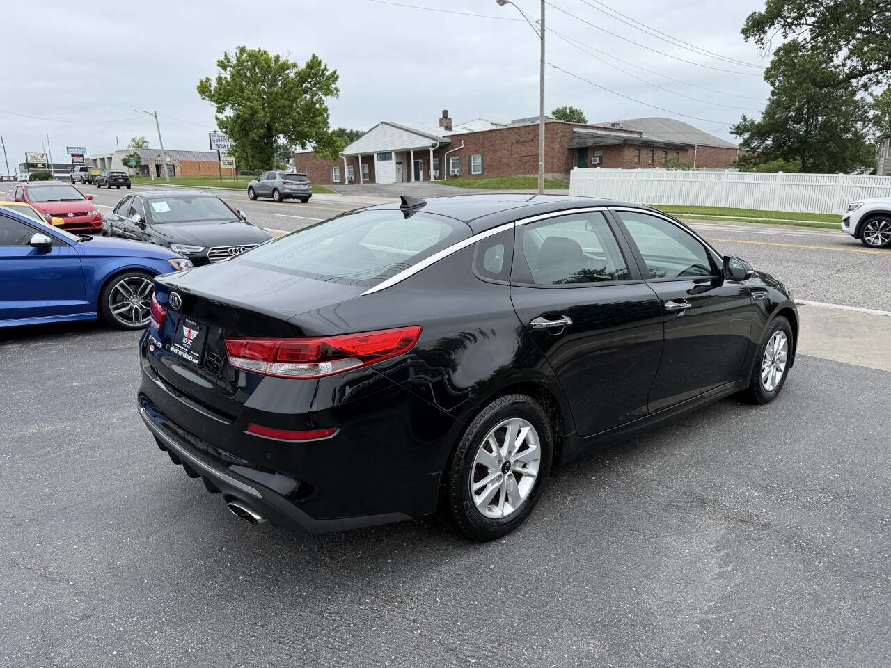 Used 2019 Kia Optima LX FWD image 7