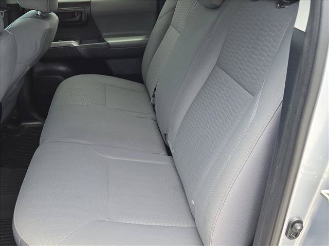 Used 2019 Toyota Tacoma SR5 AWD/4WD image 17