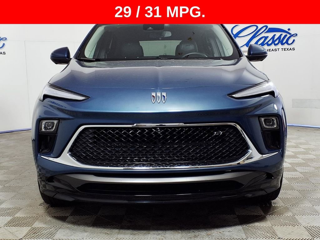 Used 2025 Buick Encore GX Sport Touring w/ Advanced Technology Package FWD image 3