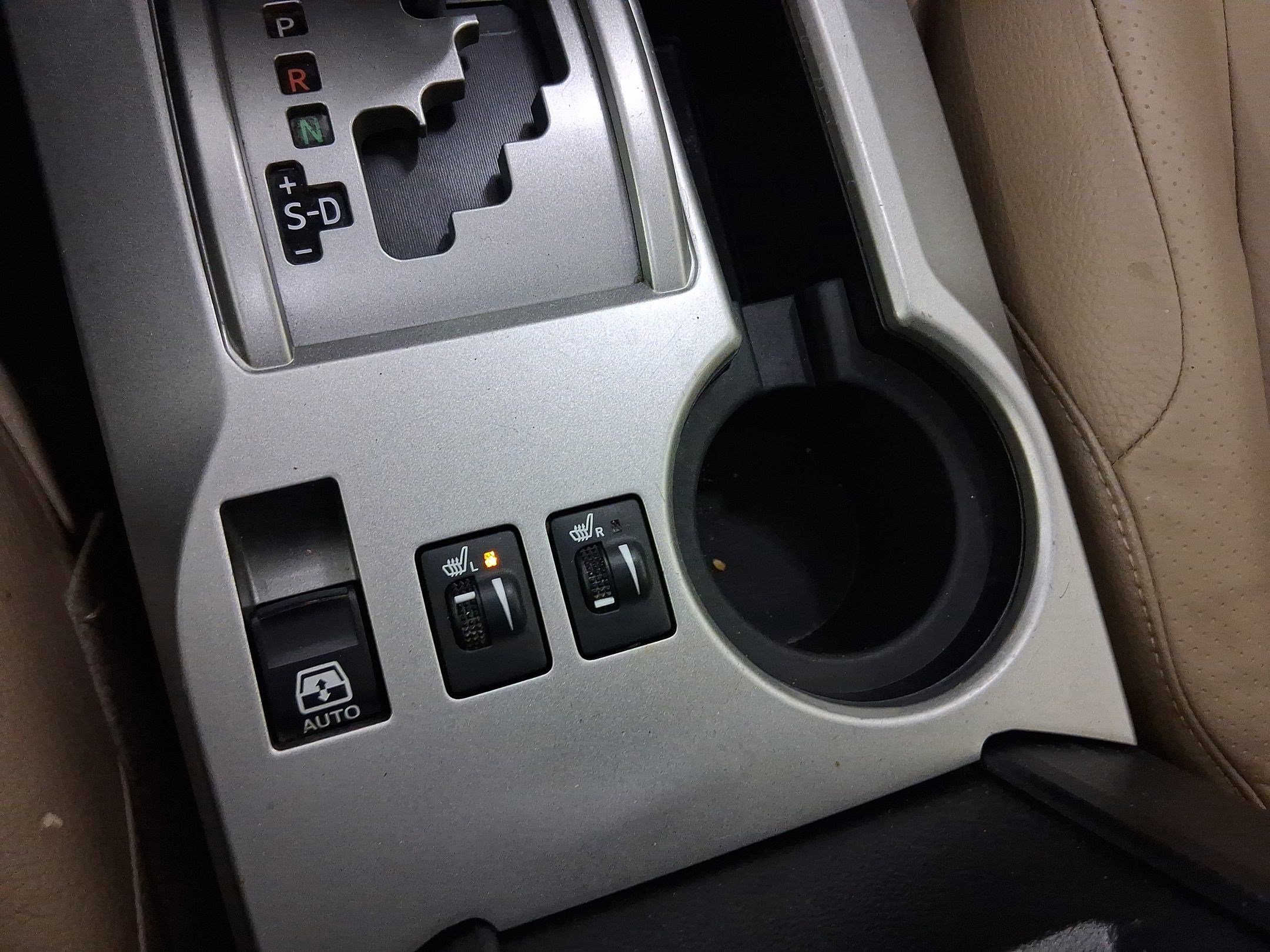 Used 2013 Toyota 4Runner Limited image 30