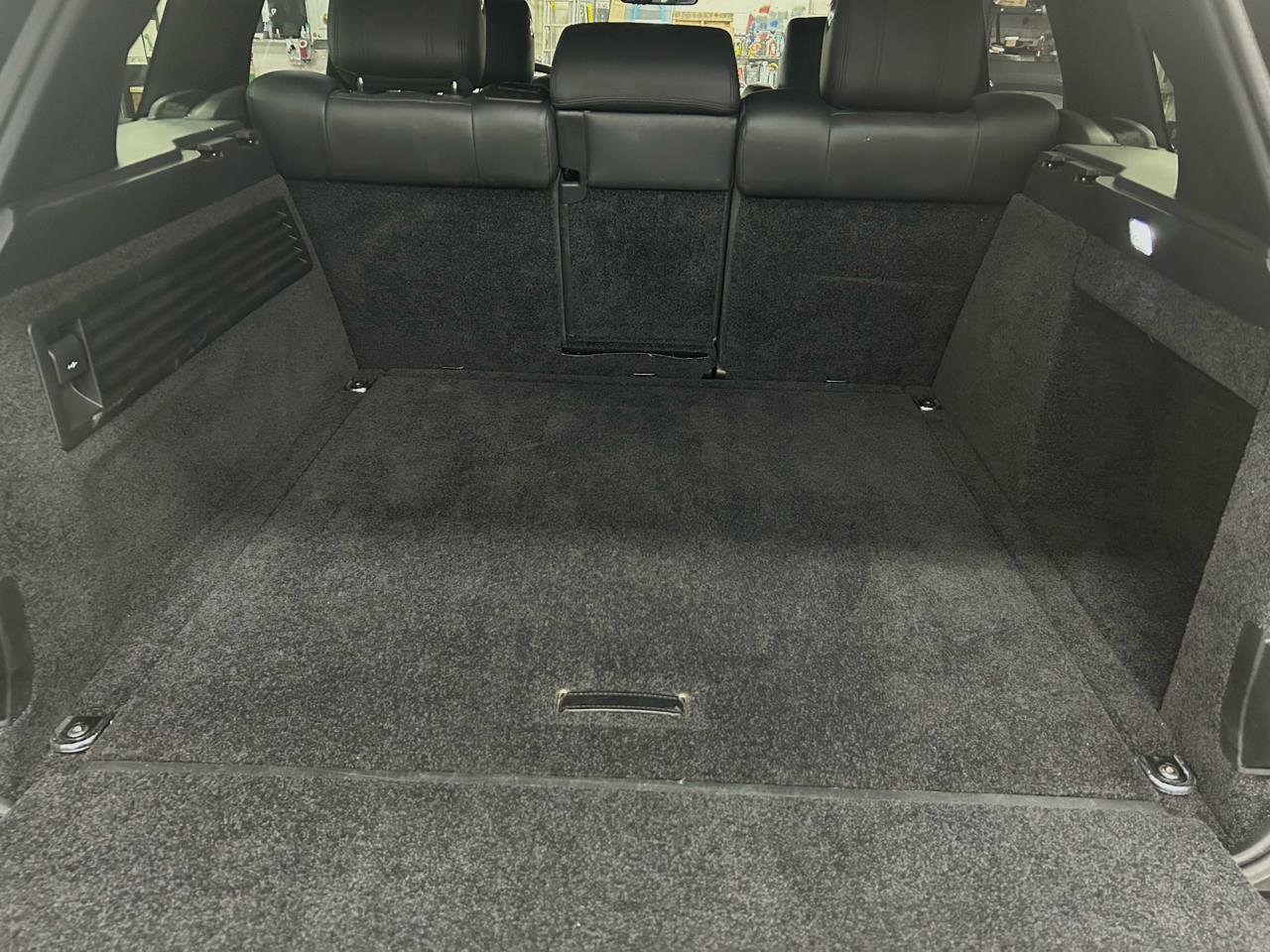 Used 2014 Land Rover Range Rover HSE AWD/4WD image 19