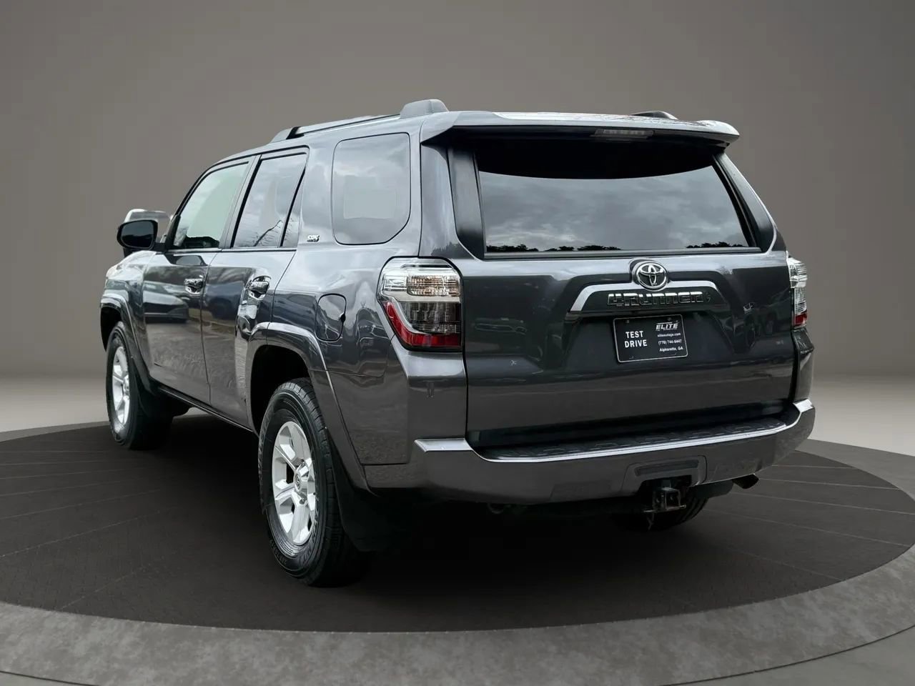 Used 2022 Toyota 4Runner SR5 image 6