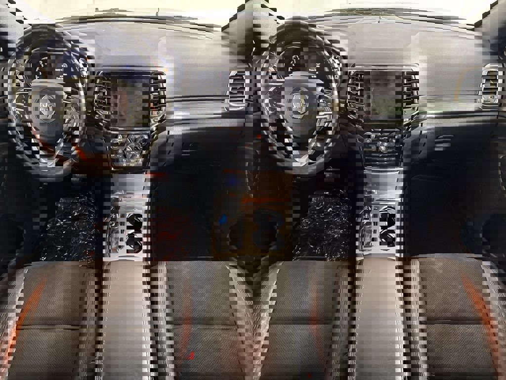 Used 2020 Jeep Grand Cherokee Altitude image 12