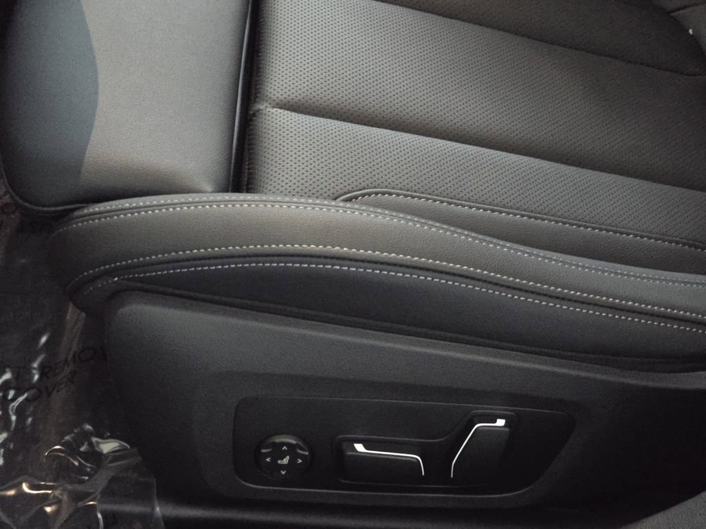 Used 2025 BMW i4 xDrive40i w/ M Sport Package image 31