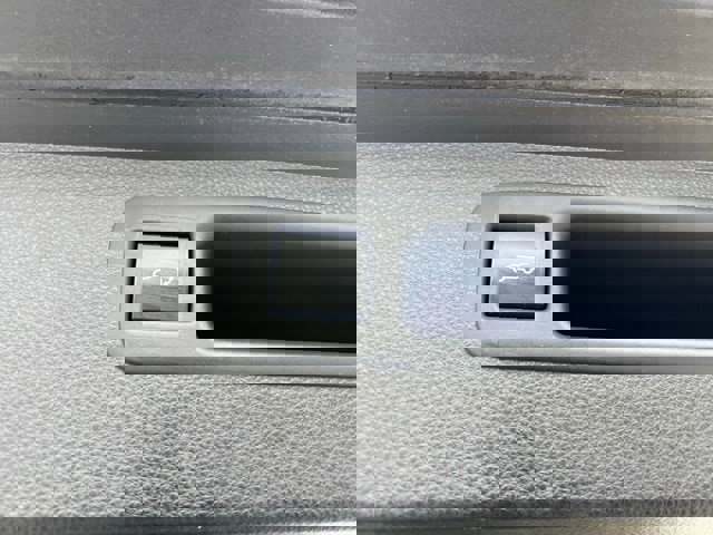 Used 2021 Toyota Highlander XLE image 28