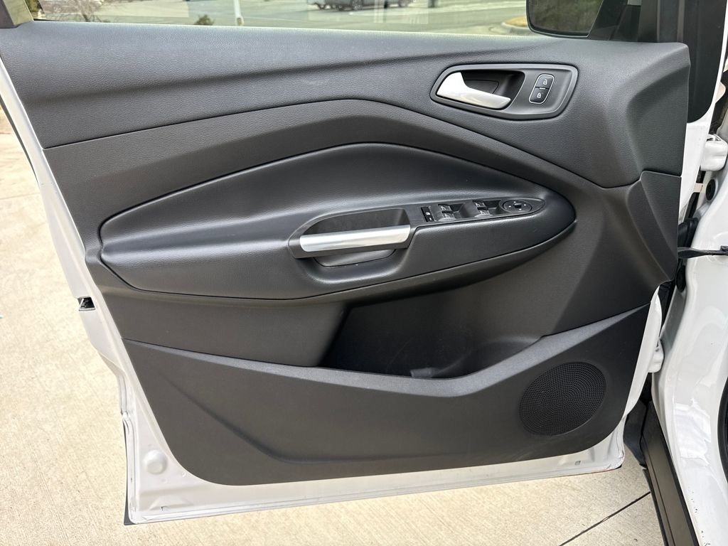 Used 2019 Ford Escape SEL image 14