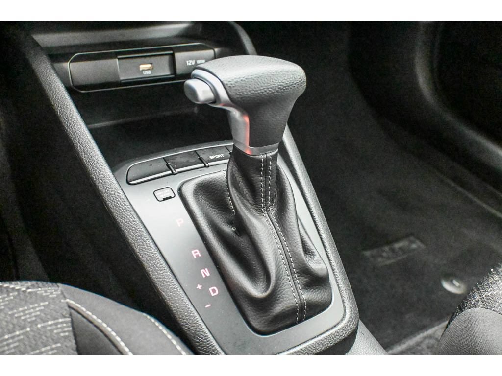 Certified 2023 Kia Rio LX FWD image 40