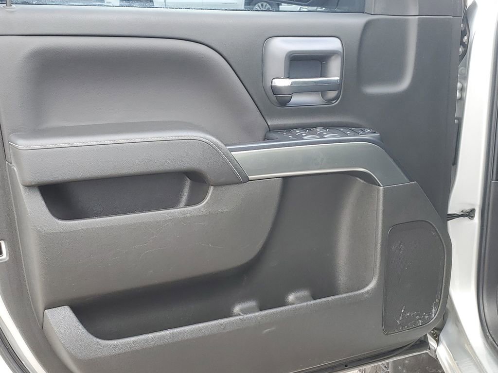 Used 2018 Chevrolet Silverado 1500 LT w/ Texas Edition image 21