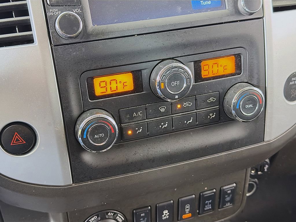 Used 2019 Nissan Frontier PRO-4X image 34