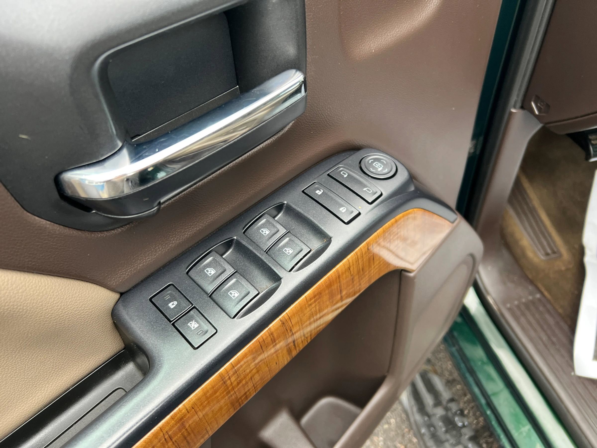 Used 2014 GMC Sierra 1500 SLE w/ SLE Value Package image 14