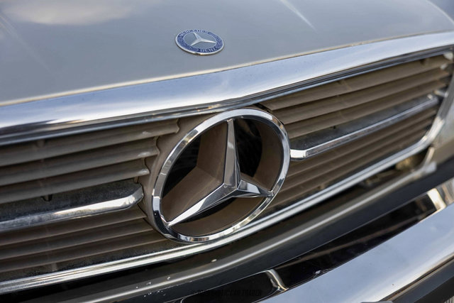 Used 1987 Mercedes-Benz 560 SL image 54