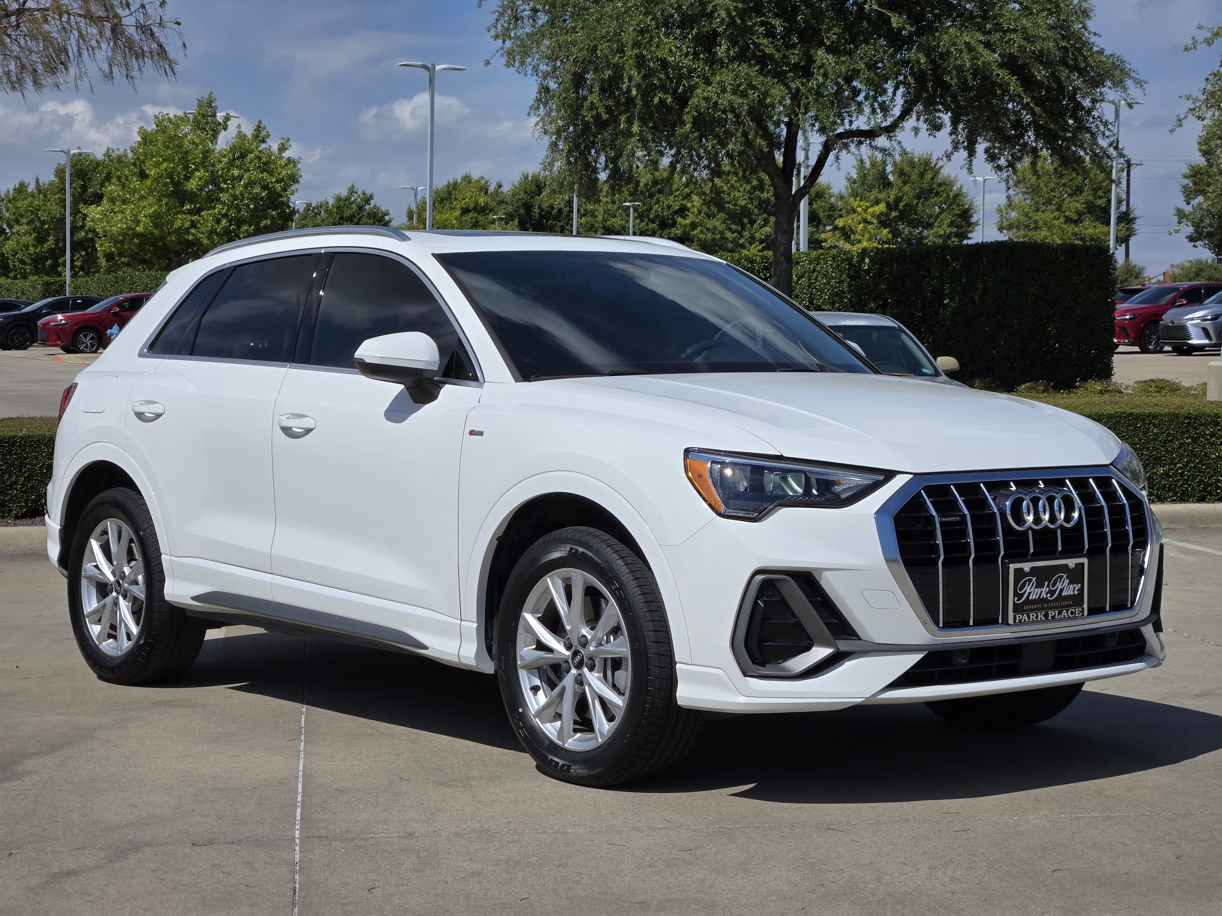 Used 2022 Audi Q3 2.0T Premium AWD/4WD image 7