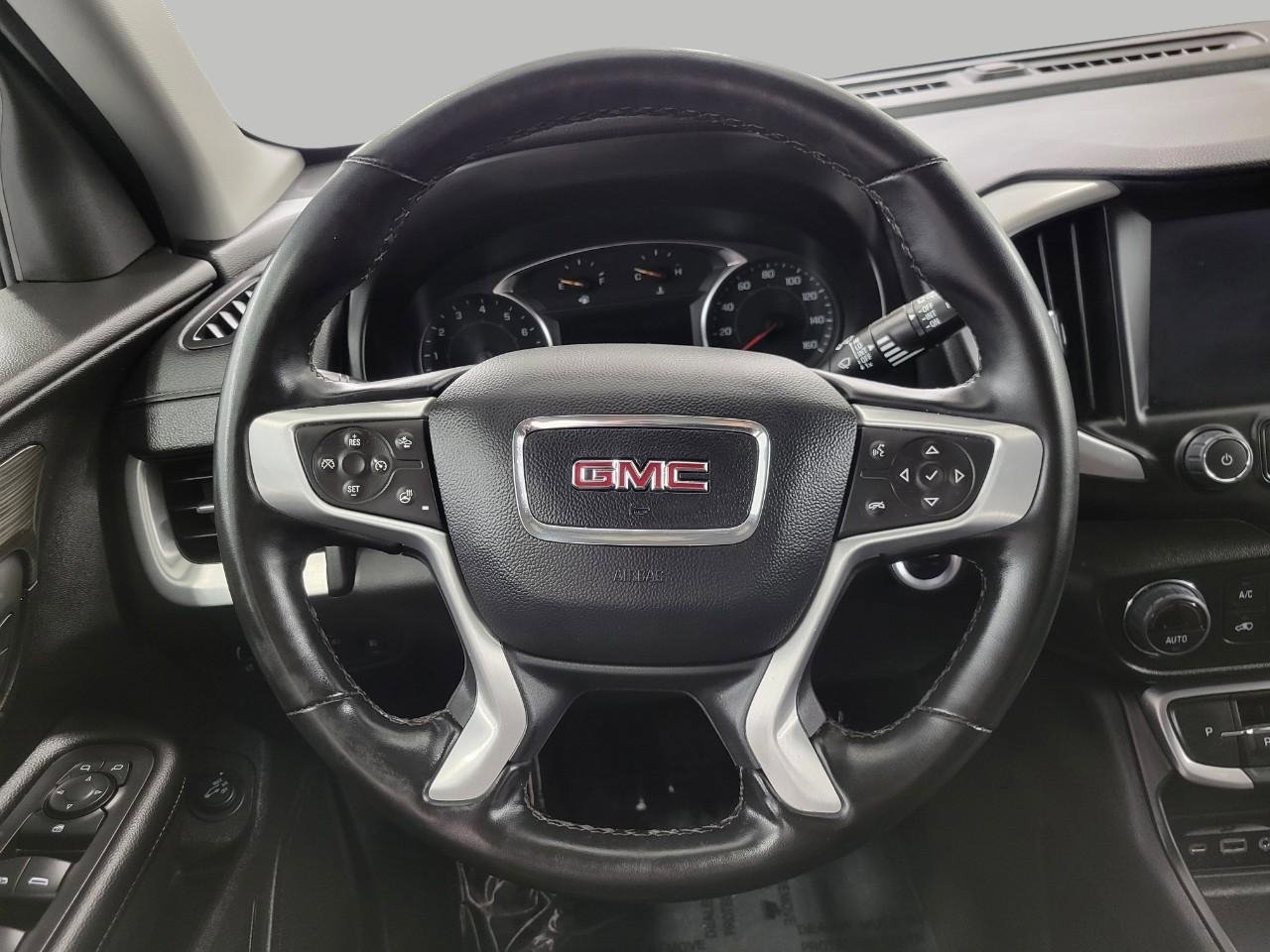 Used 2024 GMC Terrain SLT image 6