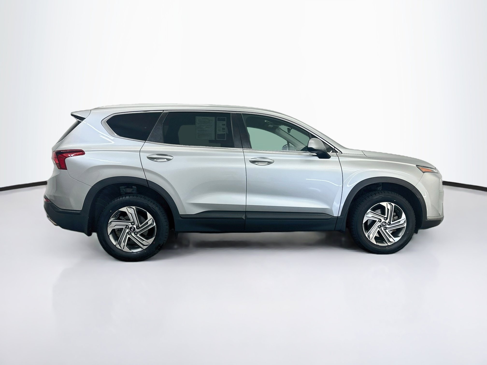 Used 2021 Hyundai Santa Fe SE AWD/4WD image 10