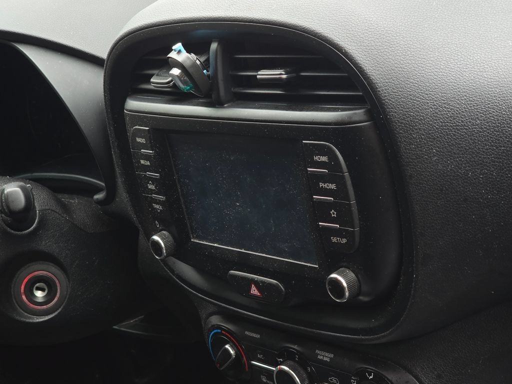 Used 2021 Kia Soul LX FWD image 8