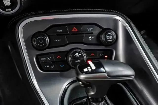 Used 2020 Dodge Challenger SXT image 29