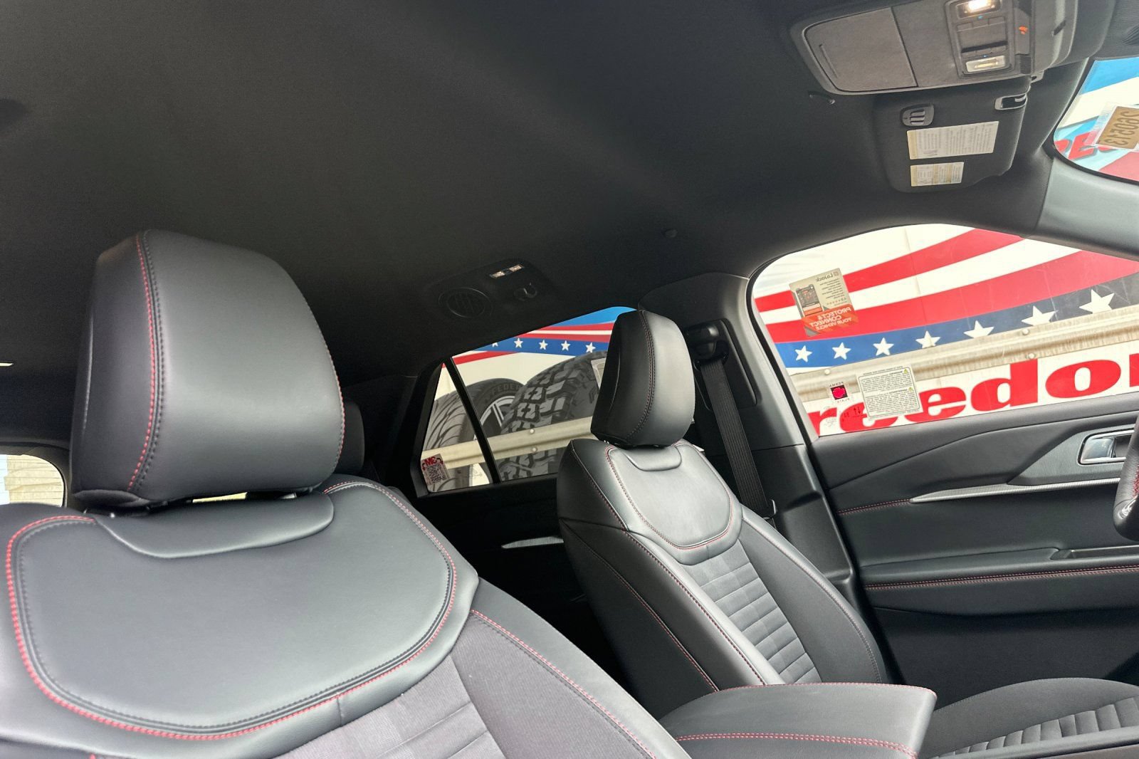 New 2026 Ford Explorer ST-Line w/ ST-Line Street Pack RWD image 18