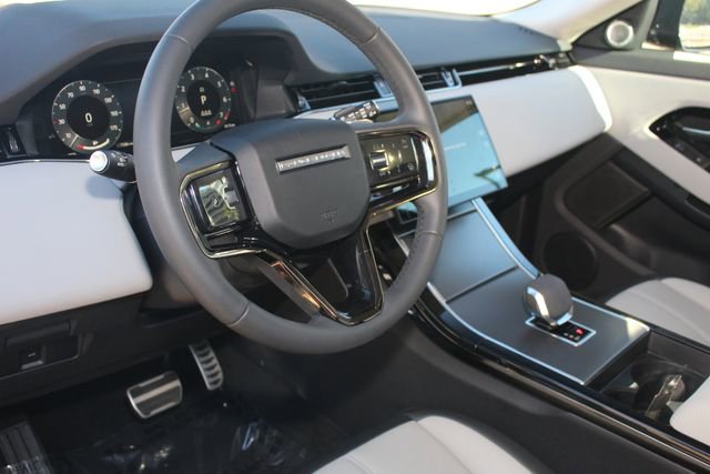 Used 2025 Land Rover Range Rover Evoque Dynamic SE image 15