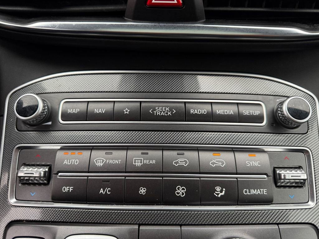 Used 2023 Hyundai Santa Fe SEL w/ Premium Package AWD/4WD image 18