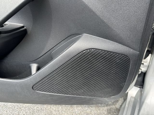 Used 2022 Toyota Corolla LE FWD image 26