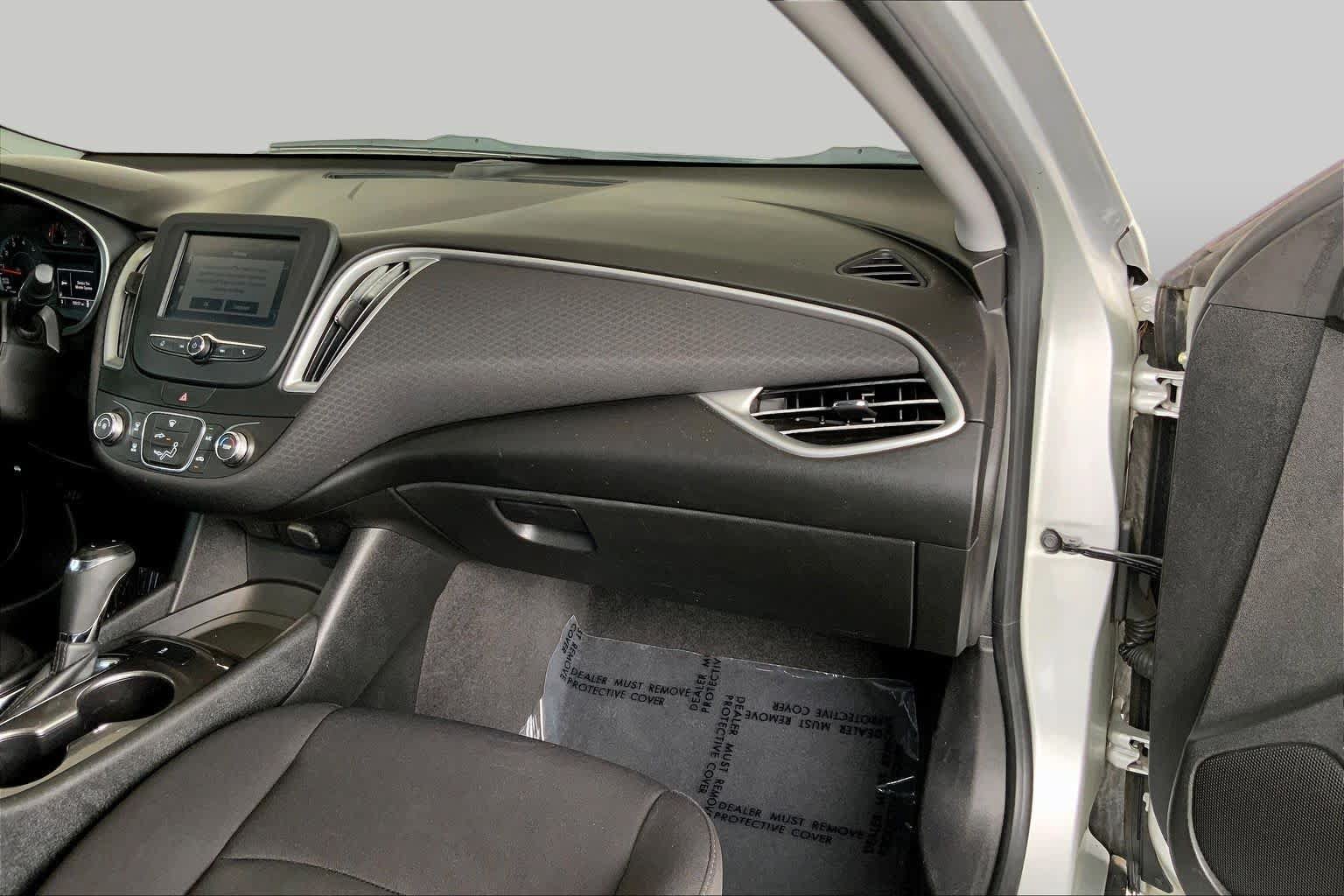 Used 2017 Chevrolet Malibu LS FWD image 19