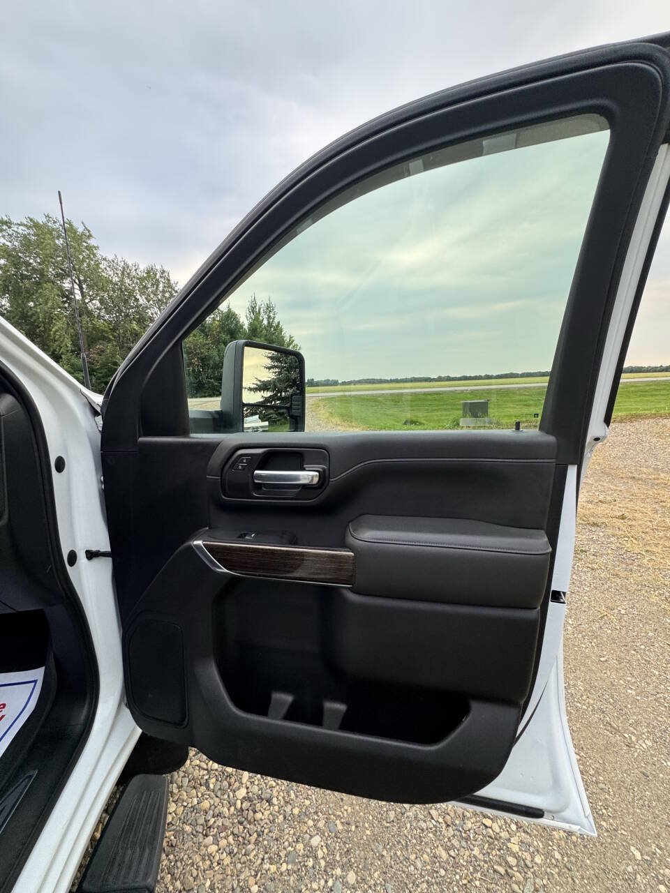Used 2022 GMC Sierra 2500 SLE w/ X31 Off-Road Package AWD/4WD image 58