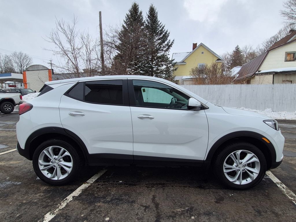 Used 2023 Buick Encore GX Preferred w/ Cold Weather Comfort Package image 4