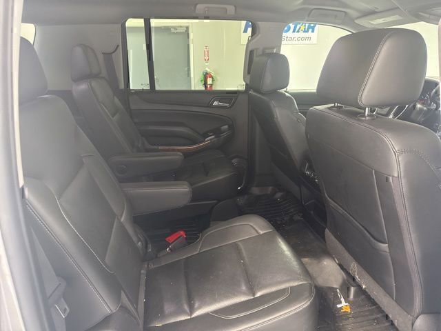 Used 2020 Chevrolet Suburban Premier RWD image 23