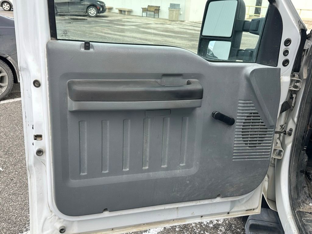 Used 2012 Ford F350 XL w/ Snow Plow Prep Pkg image 13