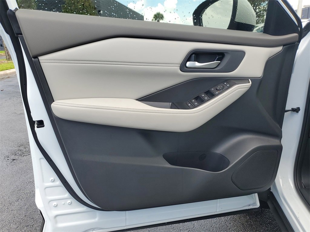 New 2026 Nissan Rogue SV image 21