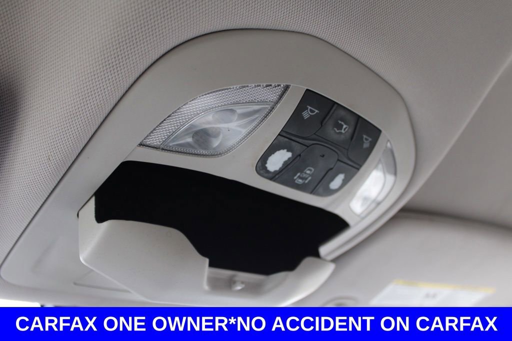 Used 2017 Chrysler Pacifica Touring-L image 46