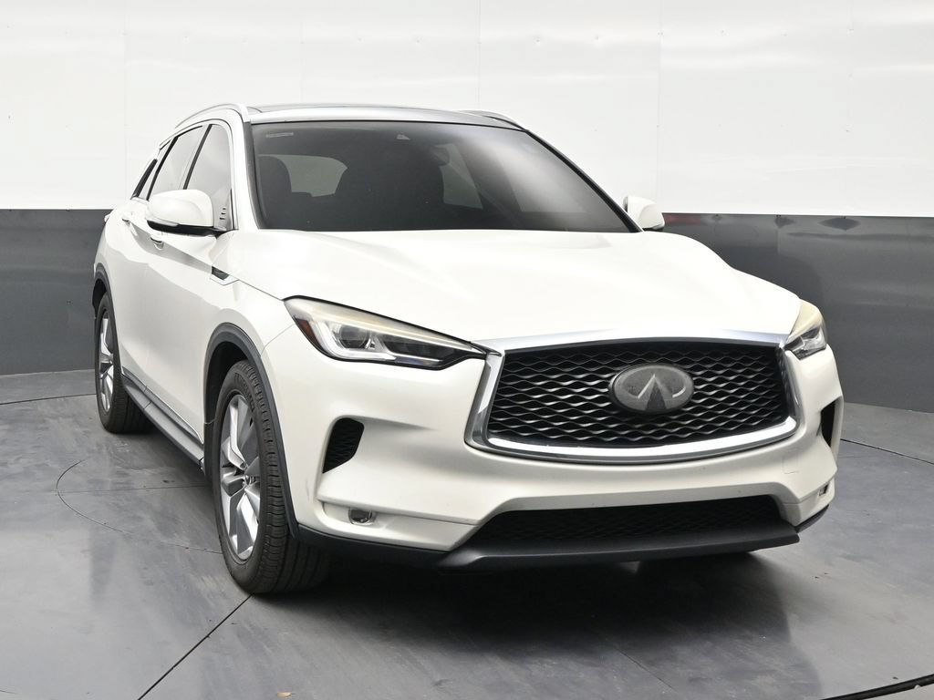 Used 2019 INFINITI QX50 Luxe w/ Navigation Package FWD image 7