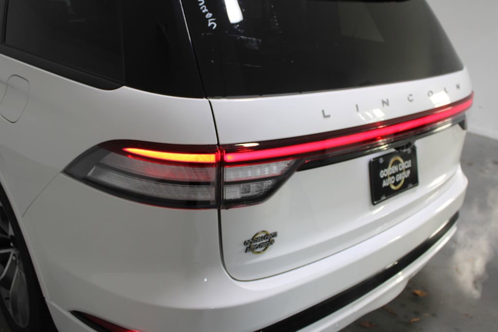 New 2026 Lincoln Aviator 2WD w/ Jet Appearance Package image 57